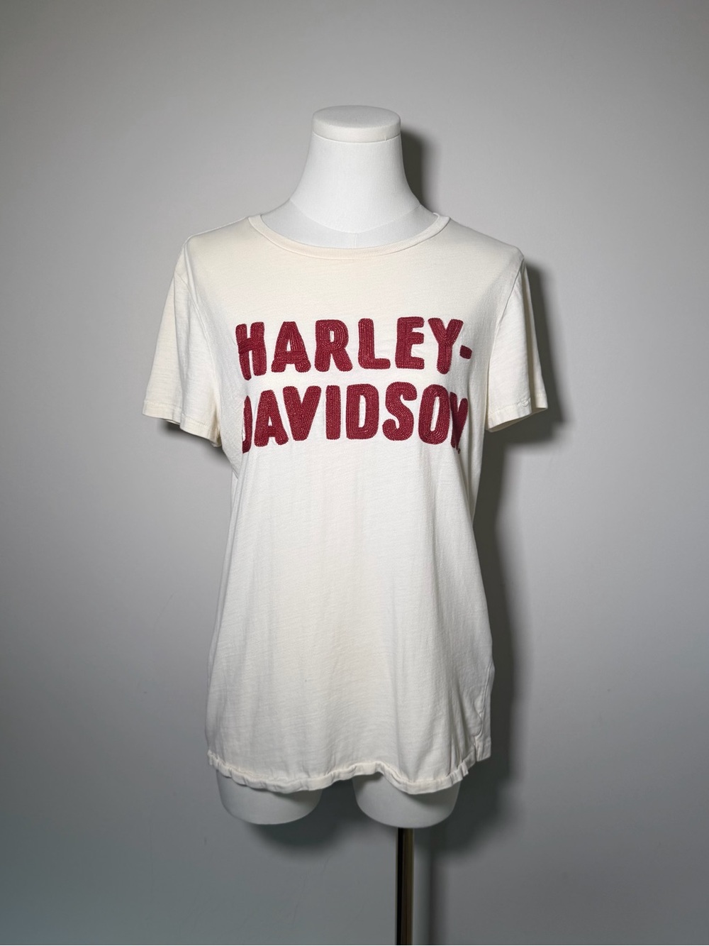 Harley-Davidson Cream Short Sleeve Tee with Red Embroidered Lettering Size M
